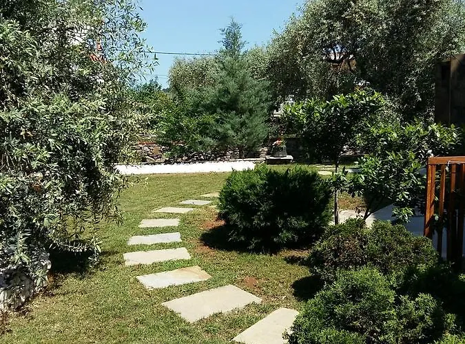 Mirador Apartman *